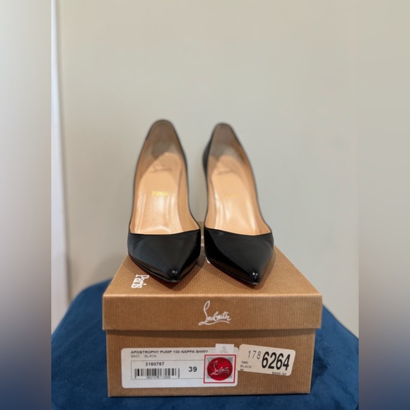 Christian Louboutin Shoes - Christian Louboutin Black heels size 39